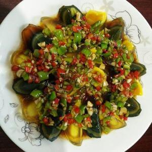 自制虎皮青椒麻辣皮蛋