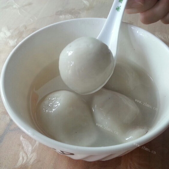 彩色四喜汤圆