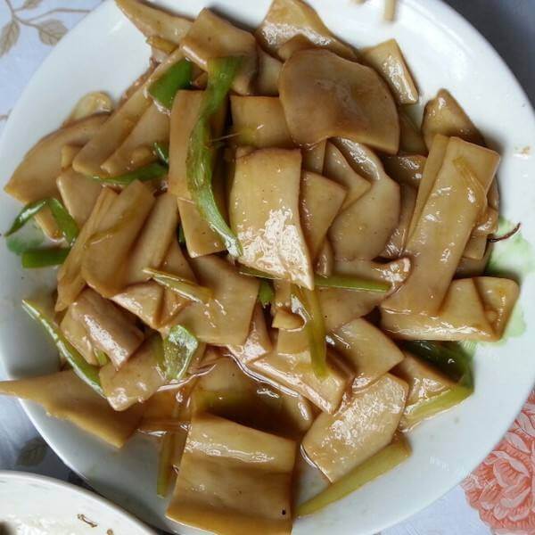 香美的腊八蒜炒杏鲍菇