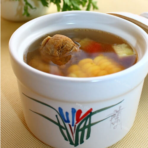 好吃的甜玉米老鸭汤