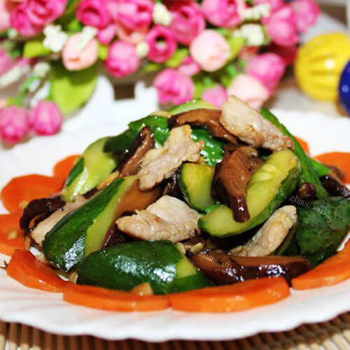好吃的青瓜香菇五花肉