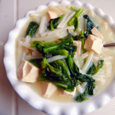 清淡青菜豆腐年糕汤