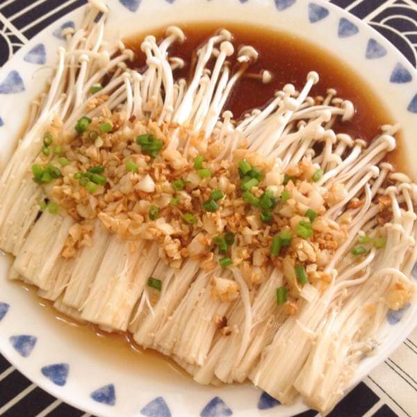 开胃的剁椒蒸金针菇
