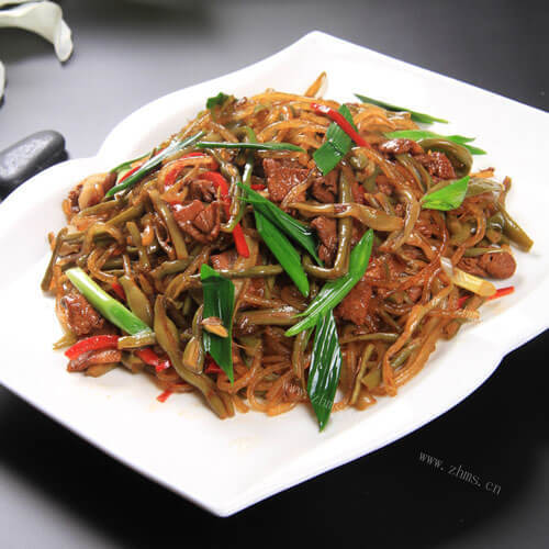 好吃的干豇豆炒粉条