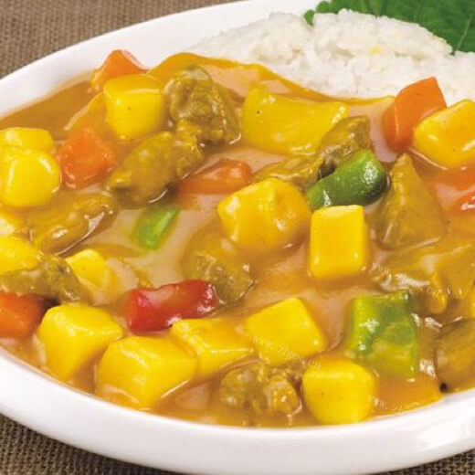 美味咖喱鸡肉焗饭
