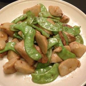 鲜美的青扁豆煮芋仔