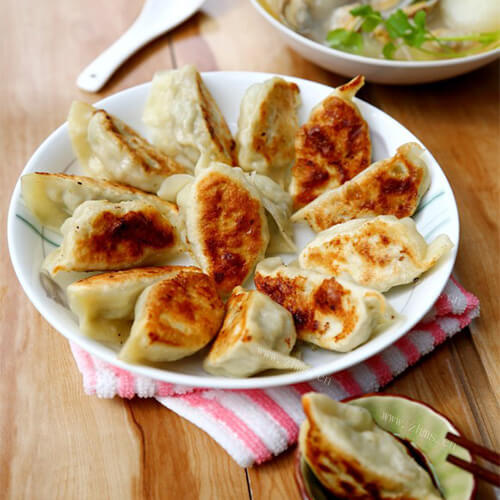 自制猪肉豆角煎饺