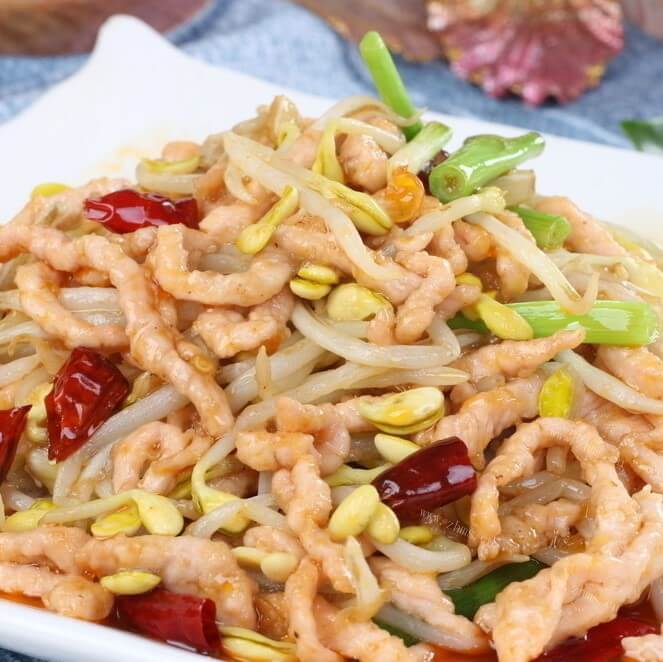 自制黄豆芽肉丝炒饼 