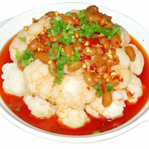 美味的豆豉鲮鱼烧菜花