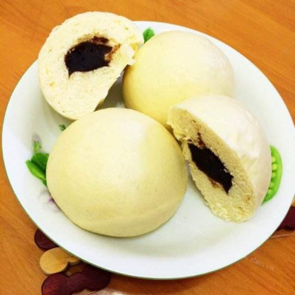 好吃的美味豆沙包