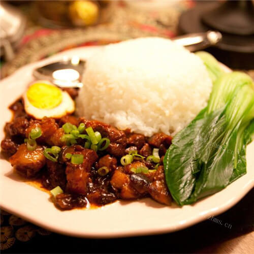美味的宝宝版卤肉饭