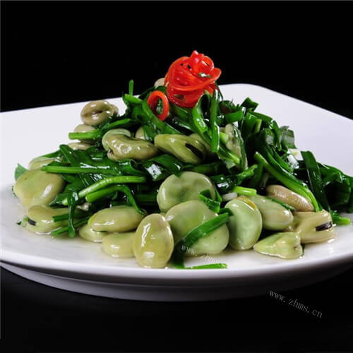 美味的韭菜蚕豆