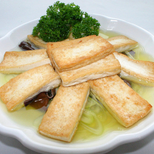日本豆腐炒黑木耳~家常美味