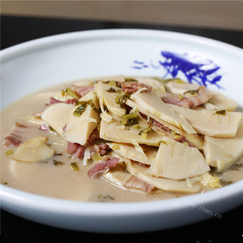 美味的咸肉炒冬笋