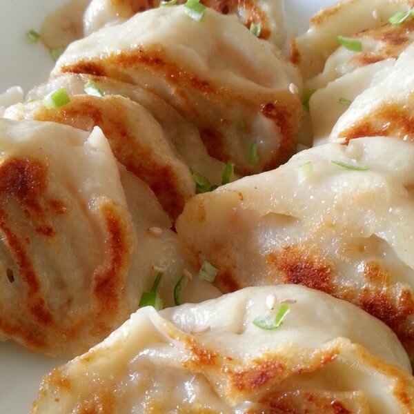 好吃的春韭蛋皮煎饺#多效护