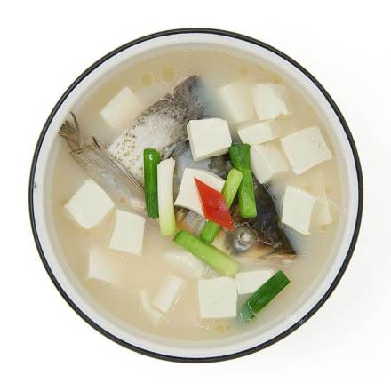 营养鲡鱼豆腐汤