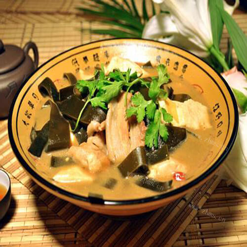 快手菜腊味海带炖豆腐