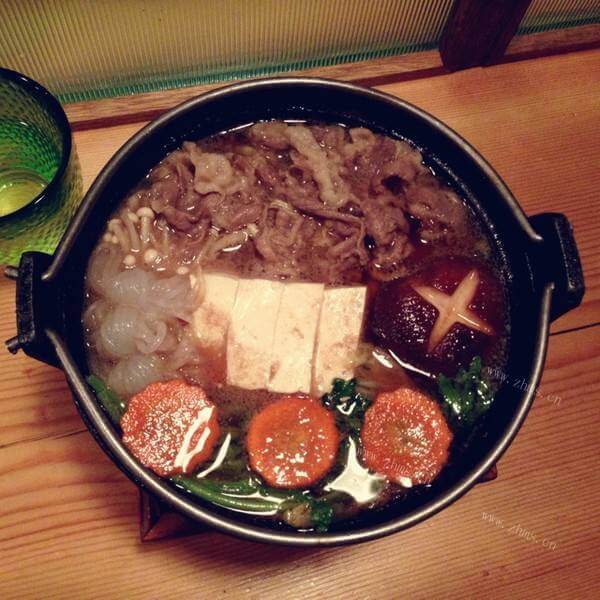 营养清汤牛肉锅