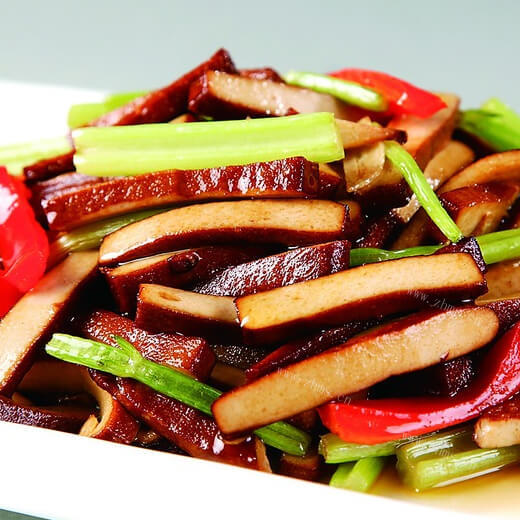 爽口小菜豆腐干小炒包菜