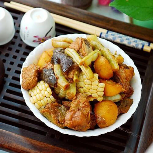 土豆茄子炖排骨