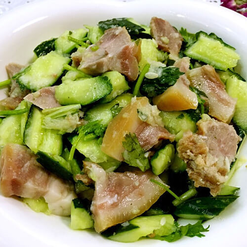 自制红油黄瓜猪头肉
