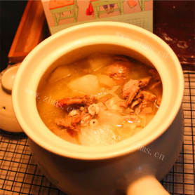 美味的薏米鸭肉汤