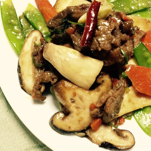 家常香菇时蔬炒肉