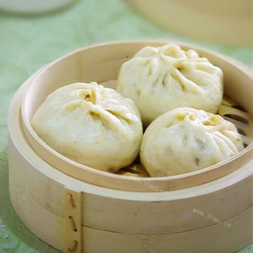 好吃的酱肉萝卜包子