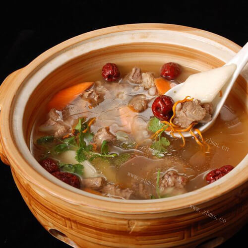 自制鸡翼菜龙骨汤