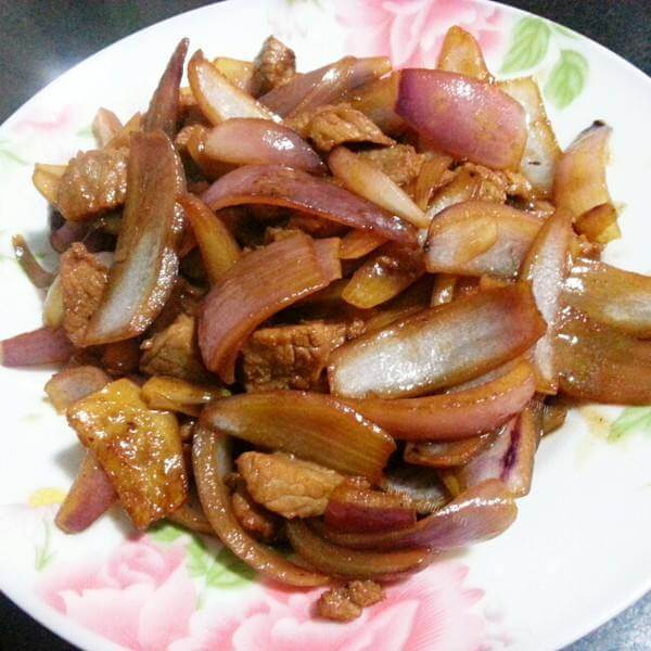 好吃的孜然洋葱肉片