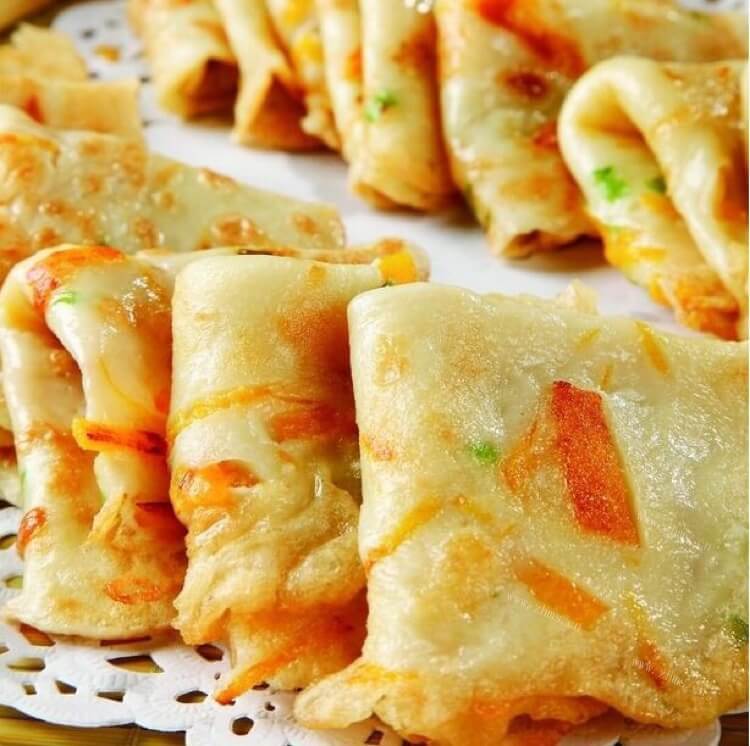 金黄可口的黄金鸡蛋饼