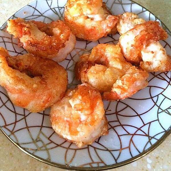 美味营养的软炸湖虾