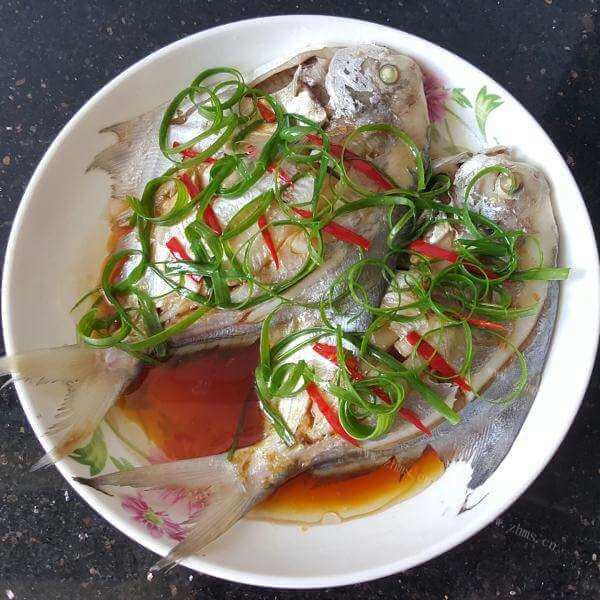 美味的古法葱油鱼