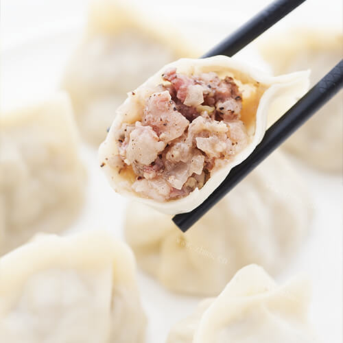 家常平菇猪肉蒸饺