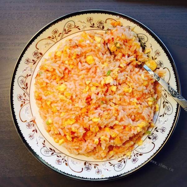 美味五彩番茄炒饭