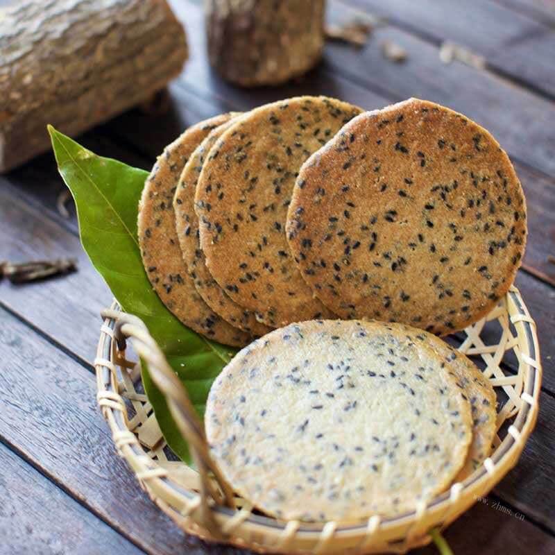 咸香的咸芝麻薄饼