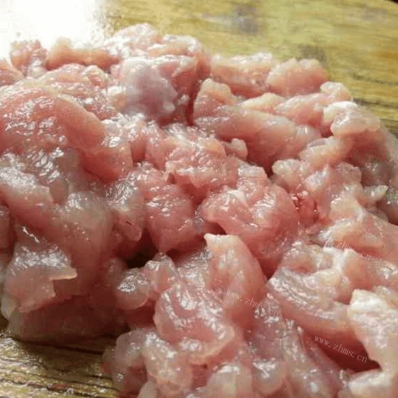 美味的苹果瘦肉汤做法图解1)