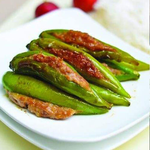 美味辣椒裹肉