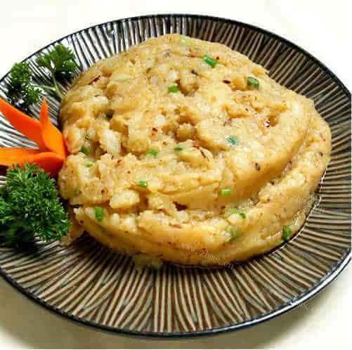 腌菜煮洋芋~风味独特