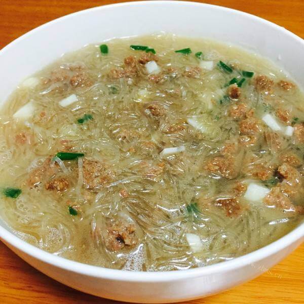 美味的大葱蒜蓉粉丝