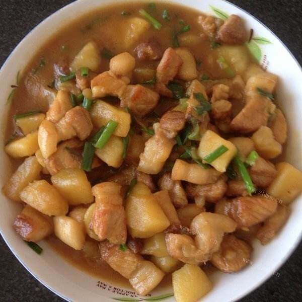 自制土豆烧肉圆