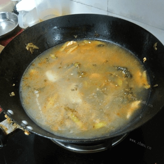 下饭的酸菜肉丝面做法图解6)