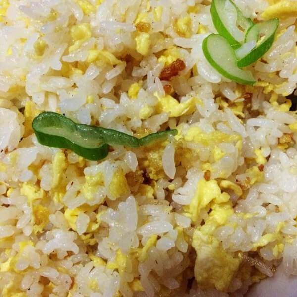 有创意的小草帽蛋炒饭