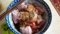 又香又好吃的酱香肉粽做法图解2)