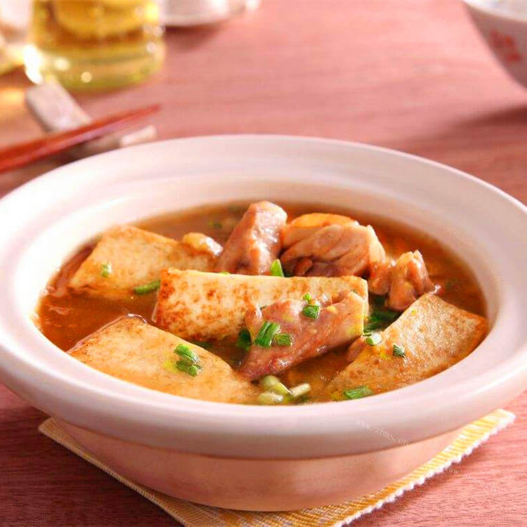 家常鸡肉豆腐煲