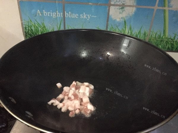美味的炒黑米饭做法图解2)
