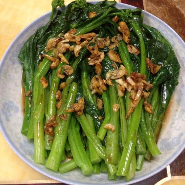 美味的金蒜菜心