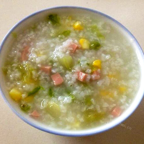 美味的火腿鸡蛋粥