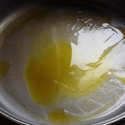 美味的蛋包饭做法图解11)
