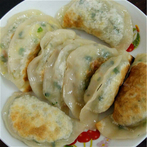 家常韭菜鸡蛋煎饺